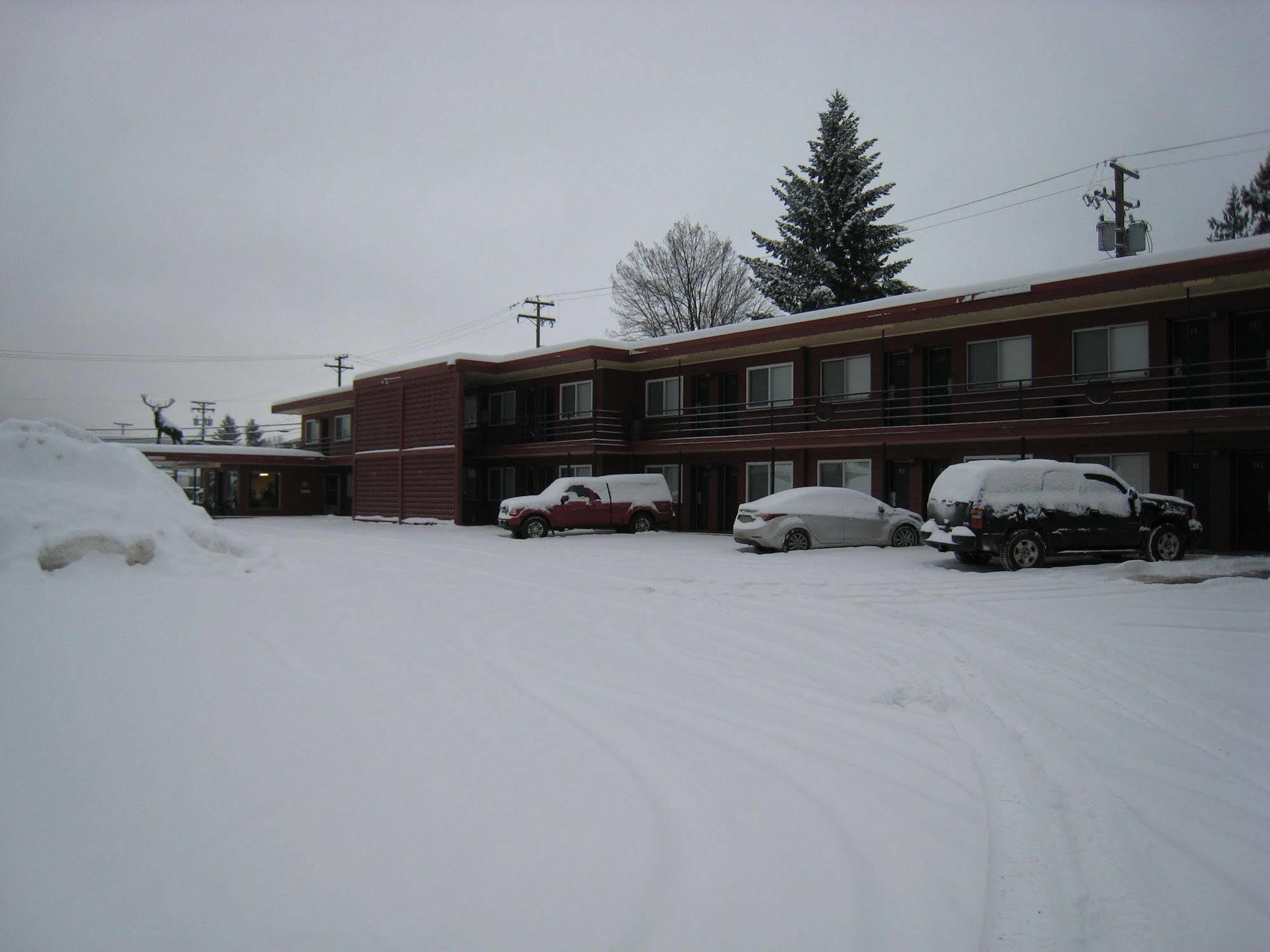 Revelstoke Lodge Exterior foto