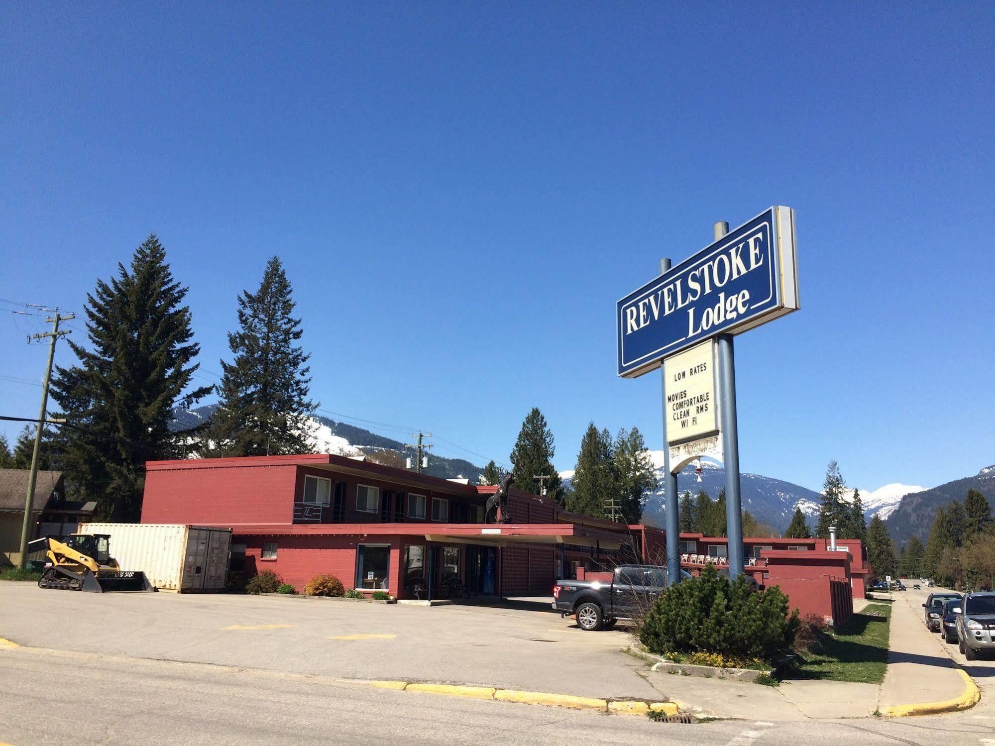 Revelstoke Lodge Exterior foto